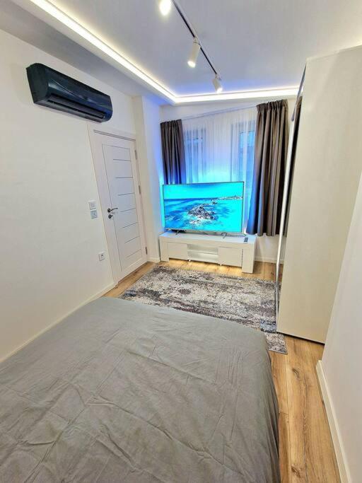 Luxury Apartment. 75 Inches Tv Варна Экстерьер фото